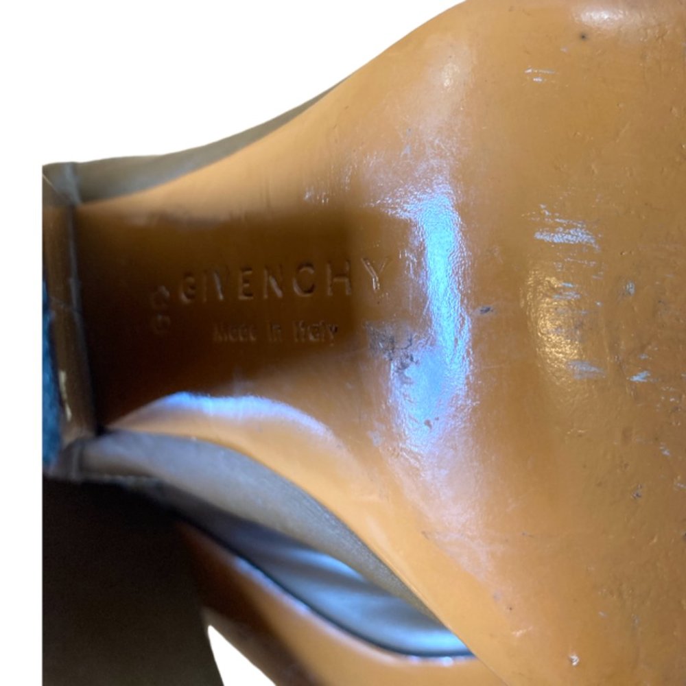 Givenchy vintage leather chunky ankle booties - Picture 11 of 12